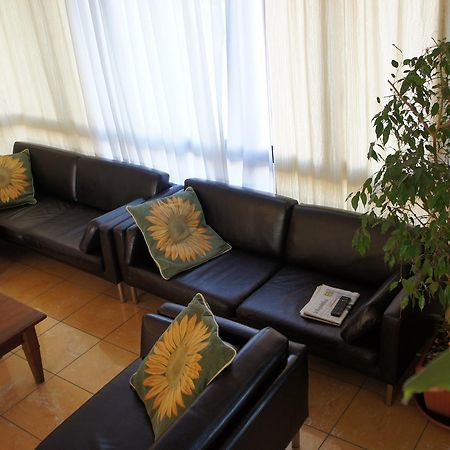 Hotel Albatros Каленцано Экстерьер фото